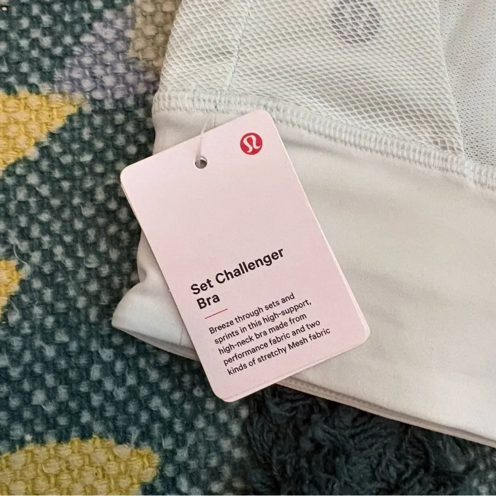 NWT Lululemon Set Challenger Athletic Workout Sports Bra in Island Mist Size 8‎